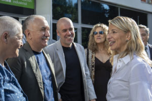 La vicepresidenta segunda del Gobierno y ministra de Trabajo, Yolanda Díaz, con los secretarios generales de CCOO y UGT, Unai Sordo (derecha) y Pepe Álvarez.